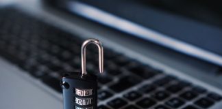Jak zabezpieczyć swój e-biznes przed atakiem hakerów