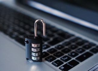 Jak zabezpieczyć swój e-biznes przed atakiem hakerów