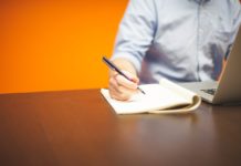 Jak wybrać nazwę firmy / domeny by nie żałować po latach?